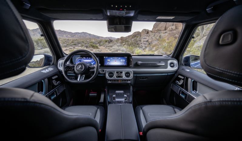 
								Mercedes-Benz G 580 with EQ Technology full									