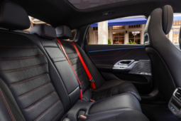 
										Mercedes-Benz C 400 4MATIC électrique full									