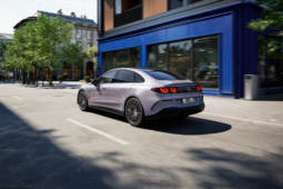 
										Mercedes-Benz C 400 4MATIC électrique full									