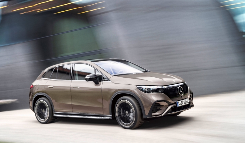 
								Mercedes-Benz EQE SUV 350 4MATIC full									