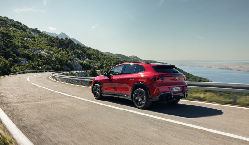 
								Mercedes-Benz GLA 250+ électrique full									