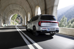 
										Mercedes-Benz GLB 250+ électrique full									