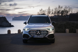
										Mercedes-Benz GLB 250+ électrique full									