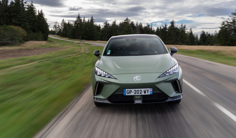 
								MG4 EV Urban 43 kWh full									