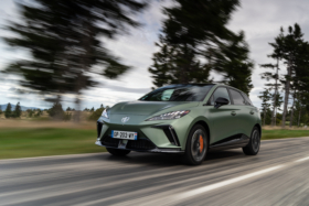 MG4 EV Premium 77 kWh