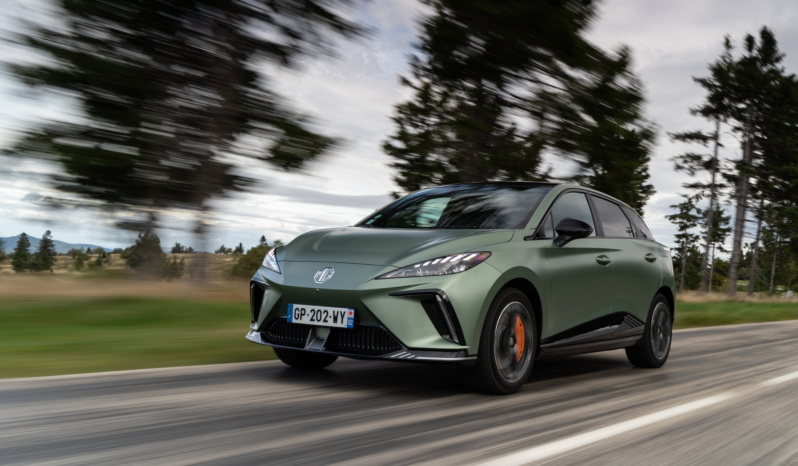 
								MG4 EV Urban 43 kWh full									