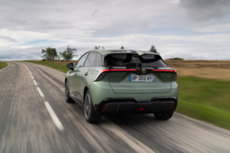 
										MG4 EV Urban 43 kWh full									