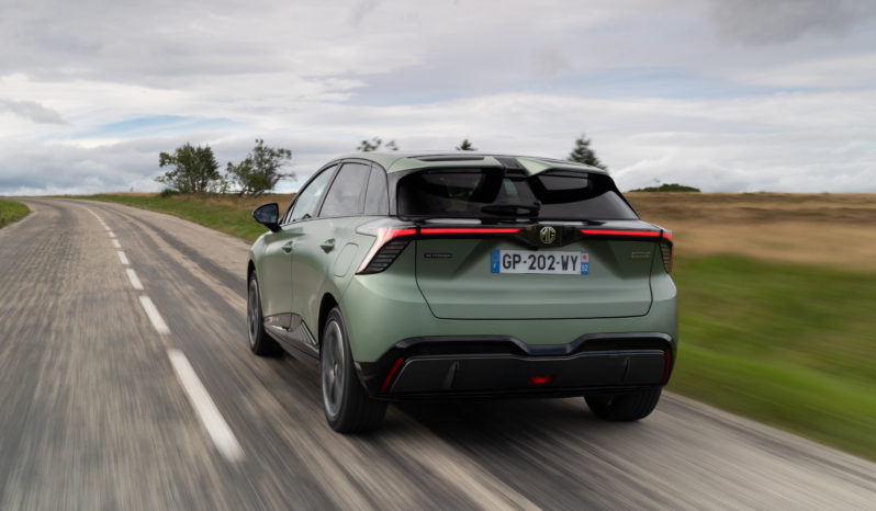 
								MG4 EV Urban 43 kWh full									