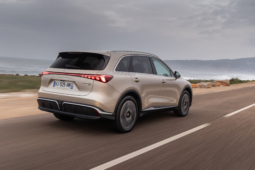 
										MGS6 EV Luxury RWD full									