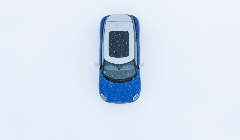 
								MINI Cooper SE full									