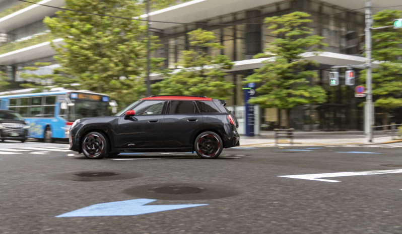 
								MINI John Cooper Works Aceman E full									