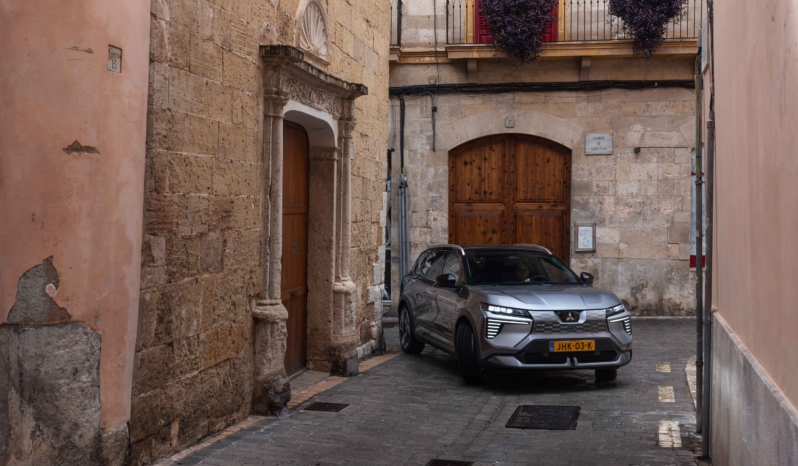
								Mitsubishi Eclipse Cross BEV 87 kWh full									