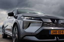 
										Mitsubishi Eclipse Cross BEV 87 kWh full									