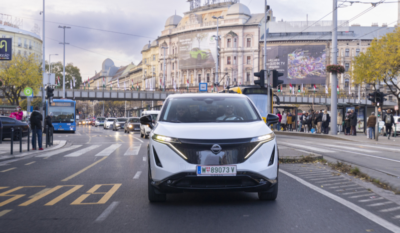 
								Nissan ARIYA 63 kWh full									
