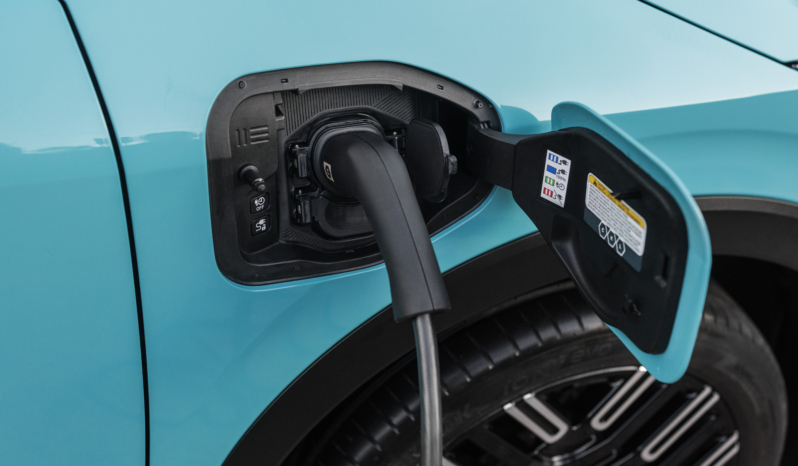 
								Nissan LEAF 75 kWh full									