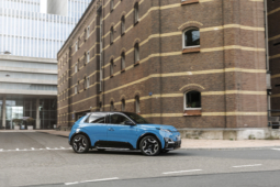 
										Nissan MICRA 40 kWh full									