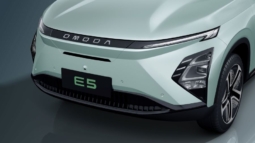 
										OMODA 5 EV full									