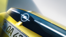 
										Opel Astra Electric full									