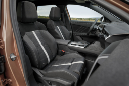 
										Opel Grandland Electric AWD full									