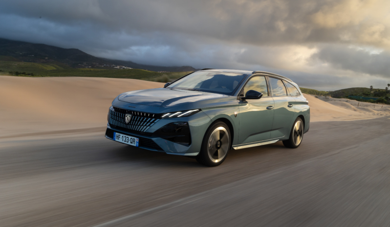 
								Peugeot E-308 SW 156 full									