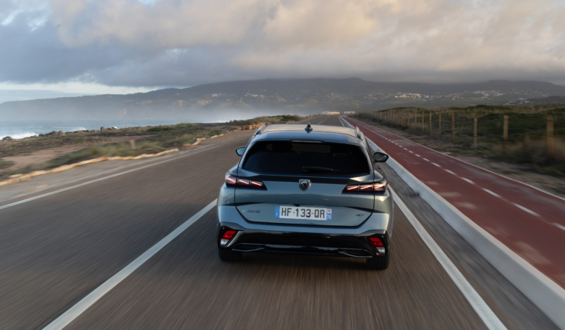 
								Peugeot E-308 SW 156 full									