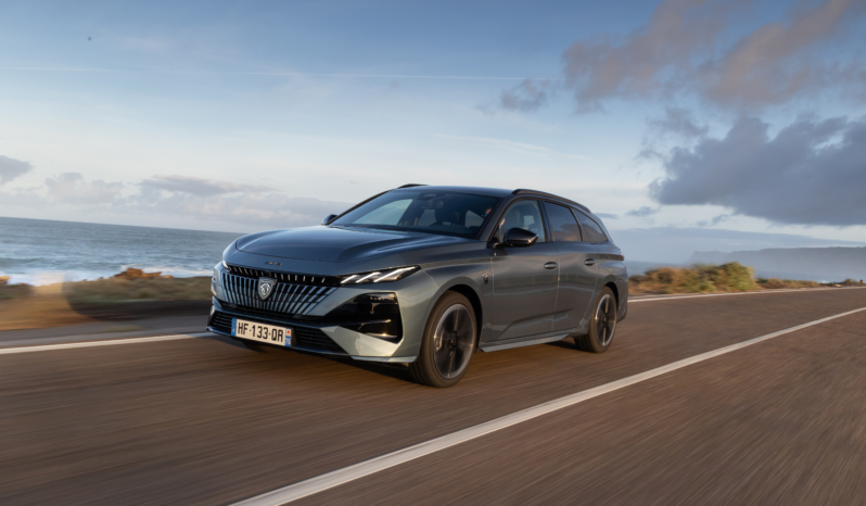 
								Peugeot E-308 SW 156 full									