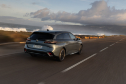 
										Peugeot E-308 SW 156 full									