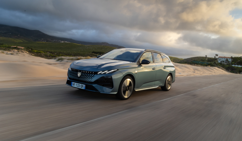 Peugeot E-308 SW 156