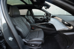 
										Peugeot E-5008 210 full									