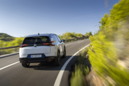 
										Citroën ë-C5 Aircross 73 kWh full									