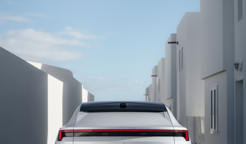 
								Polestar 4 Coupé Dual Motor full									