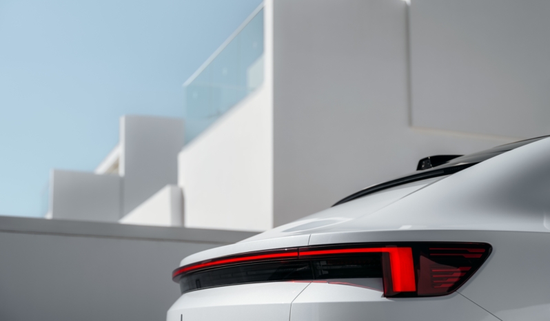 
								Polestar 4 Coupé Dual Motor full									