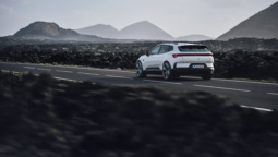
										Polestar 4 SUV Dual Motor full									