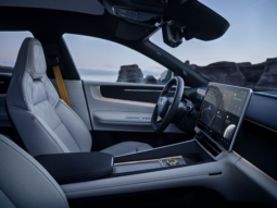 
										Polestar 4 SUV Dual Motor full									