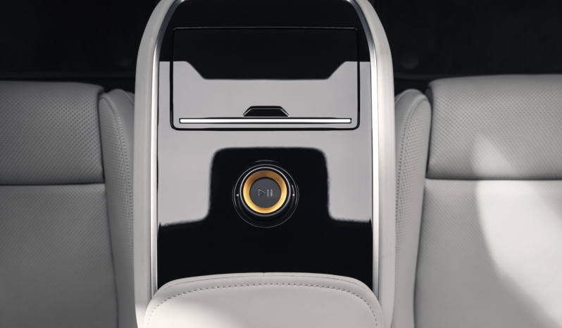 
								Polestar 5 Dual Motor full									