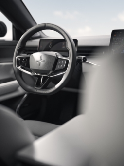 
										Polestar 5 Dual Motor full									