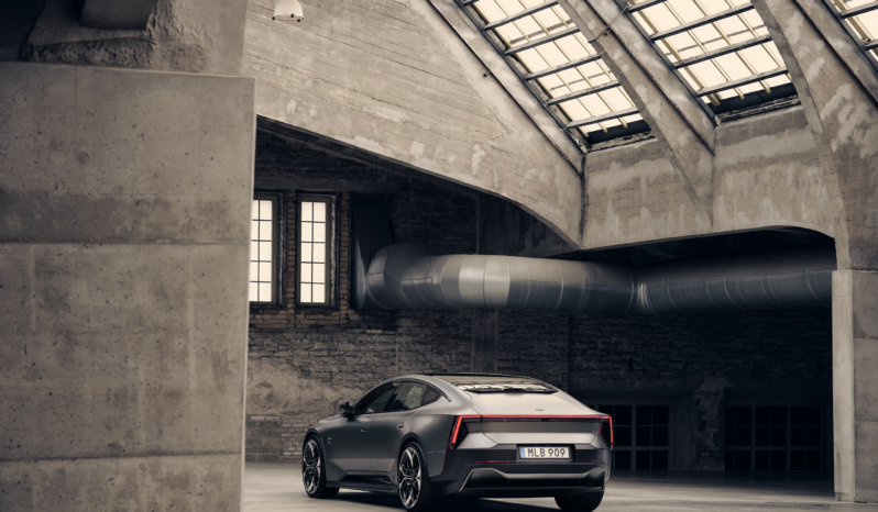 
								Polestar 5 Dual Motor full									
