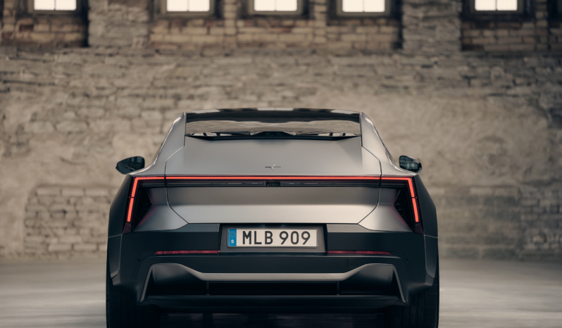 
								Polestar 5 Dual Motor full									