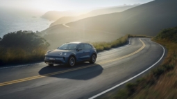 
										Porsche Cayenne Electric full									