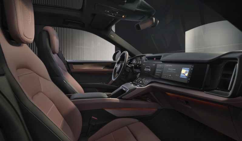 
								Porsche Cayenne Turbo Electric full									