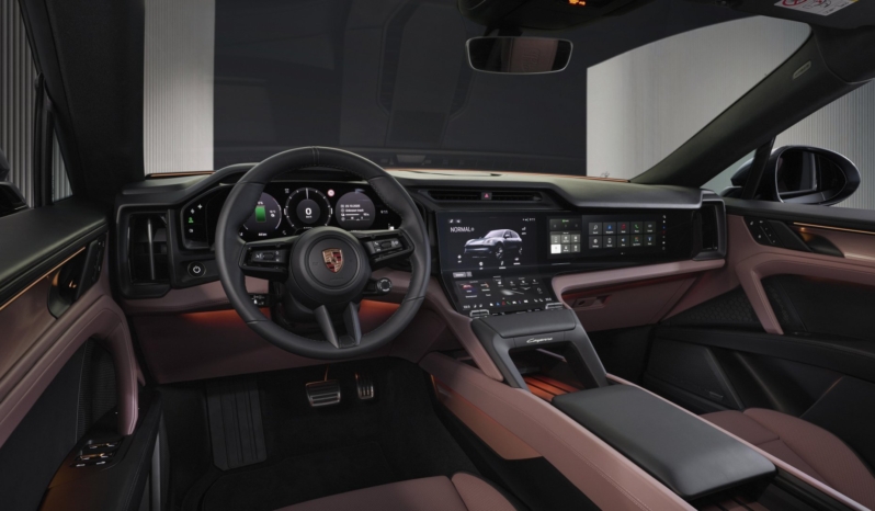 
								Porsche Cayenne Turbo Electric full									