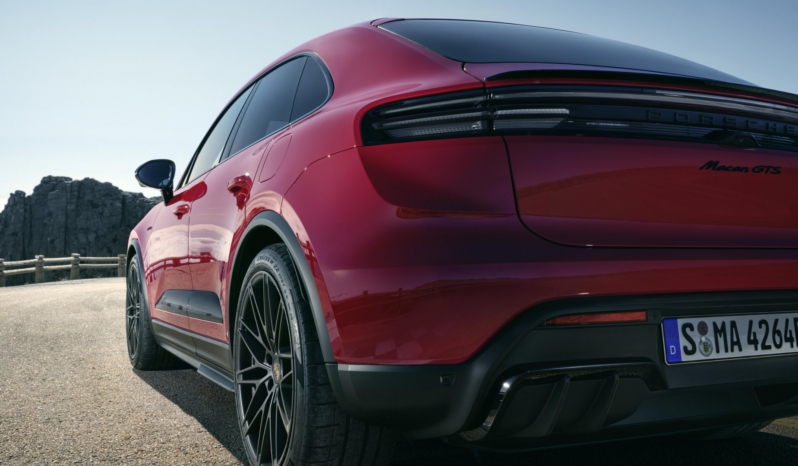 
								Porsche Macan GTS Electric full									