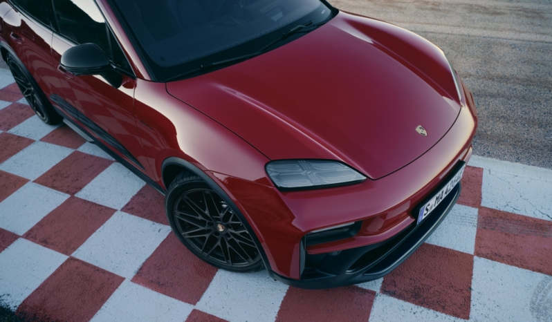 
								Porsche Macan GTS Electric full									