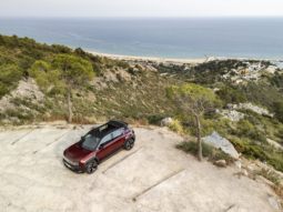 
										Renault 4 E-Tech electric 40 kWh full									