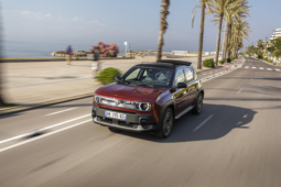 Renault 4 E-Tech electric 40 kWh
