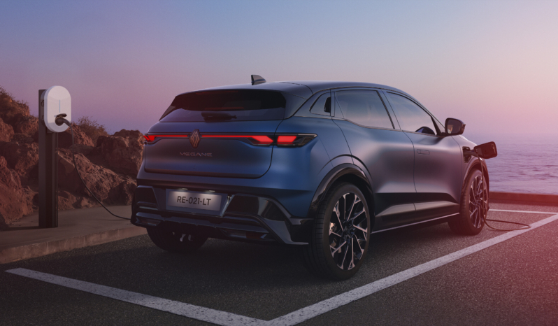 
								Renault Megane E-Tech electric 60 kWh full									