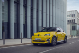 
										Renault 5 E-Tech electric 40 kWh full									