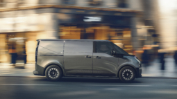 
										Renault Trafic Van E-Tech electric 52 kWh full									