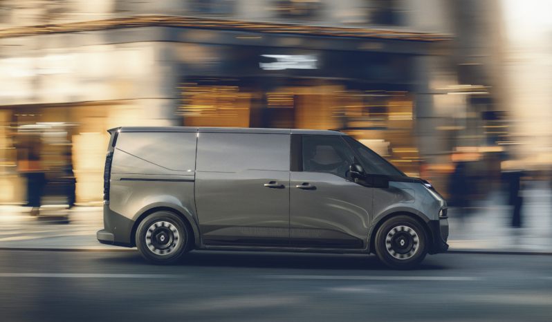 
								Renault Trafic Van E-Tech electric 52 kWh full									