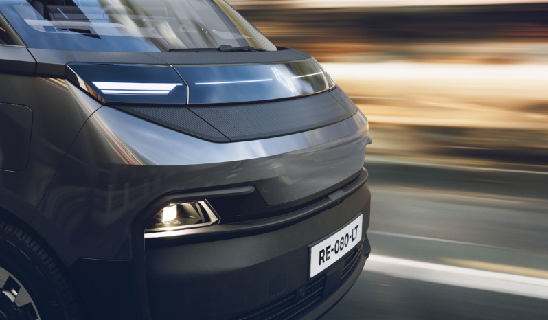 
								Renault Trafic Van E-Tech electric 52 kWh full									